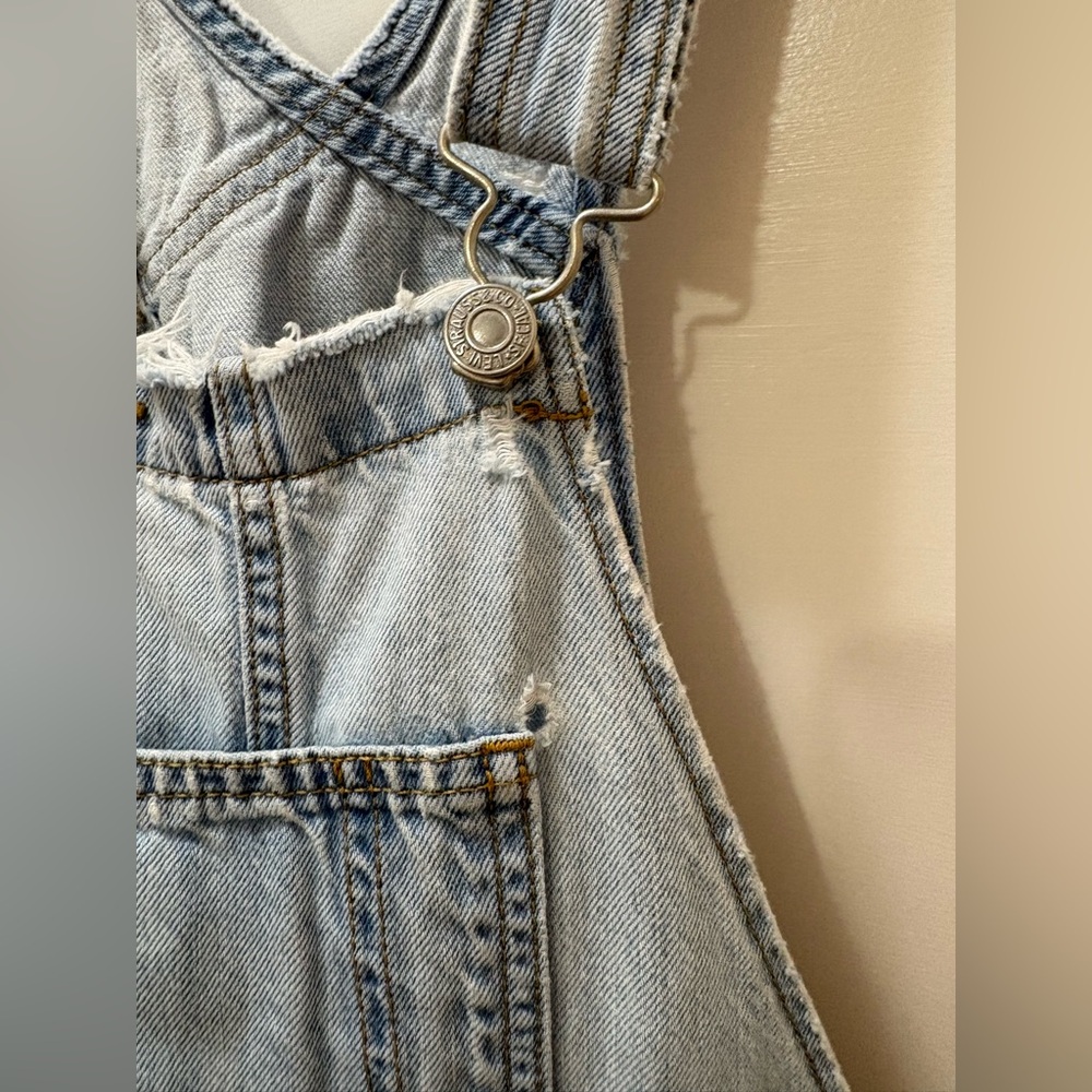 Levi's Light Blue Denim Overalls - Picture 2 of 6